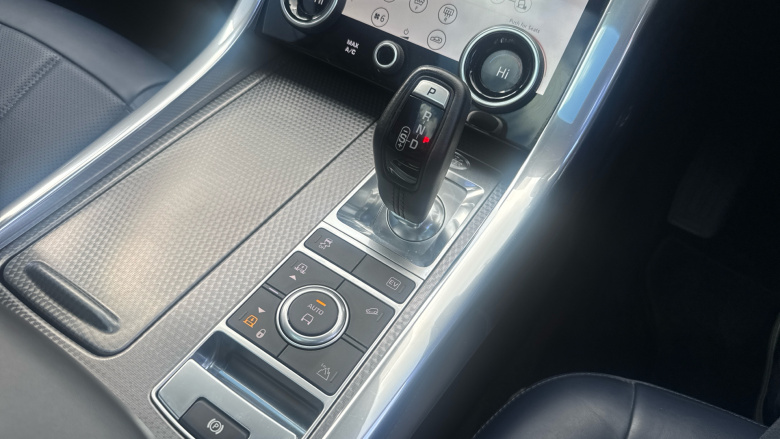 Land Rover Range Rover Sport 2.0 P400e HSE Dynamic 5dr Auto Estate